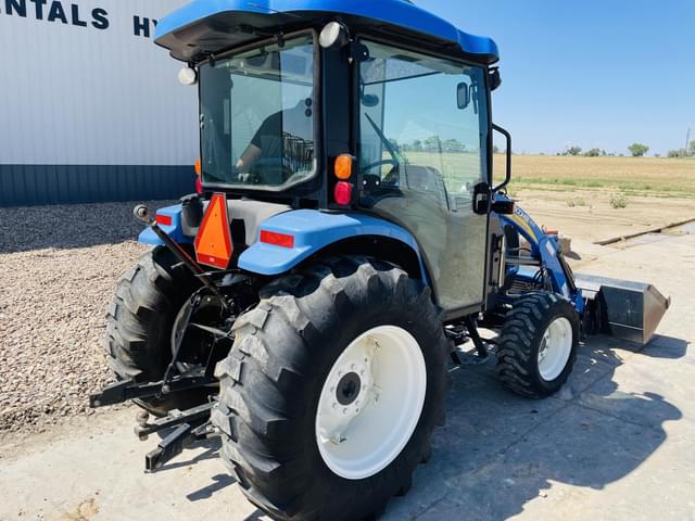 Image of New Holland Boomer 3045 equipment image 1