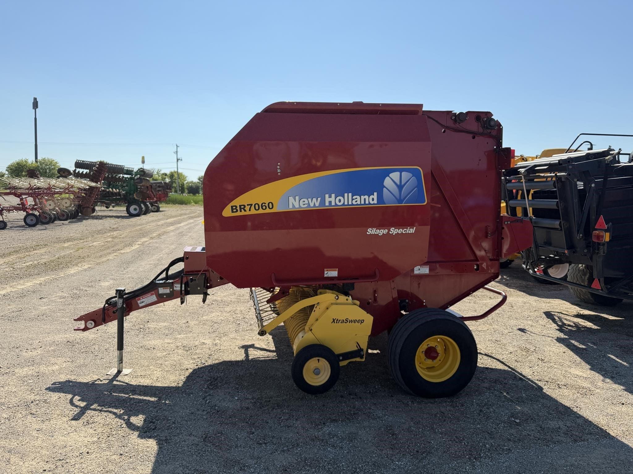 2013 New Holland BR7060 Silage Special Equipment Image0