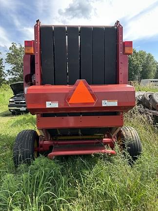 Image of New Holland BR7060 equipment image 4