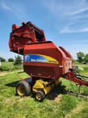 2013 New Holland BR7060 Image