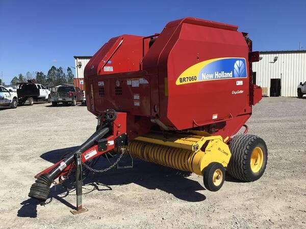 Image of New Holland BR7060 equipment image 1