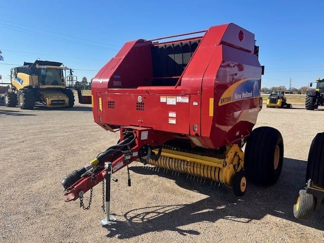 2013 New Holland BR7090 Specialty Crop Equipment Image0