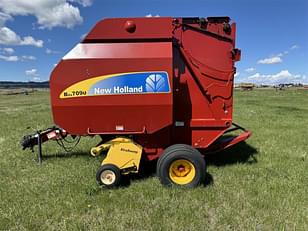 Main image New Holland BR7090 1