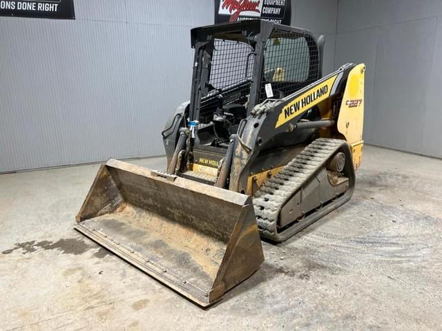 Image of New Holland C227 equipment image 1