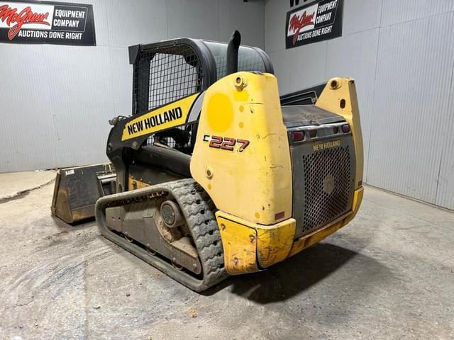 Image of New Holland C227 equipment image 2