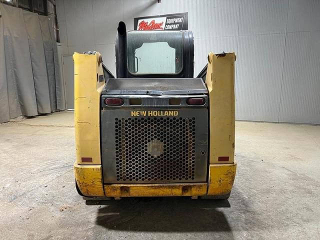Image of New Holland C227 equipment image 3