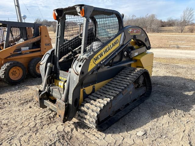 Image of New Holland C232 equipment image 1