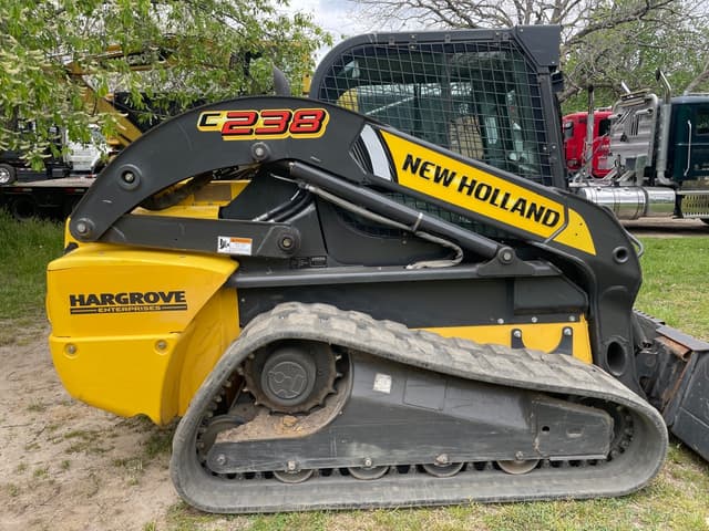 Image of New Holland C238 equipment image 2
