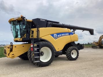 Main image New Holland CR6090