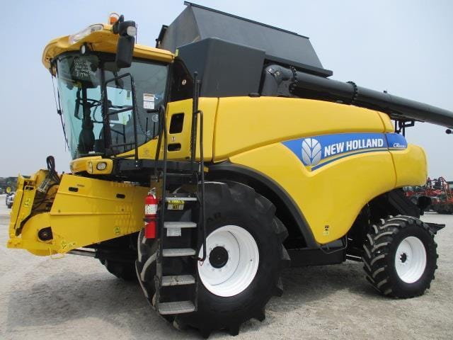 Main image New Holland CR6090