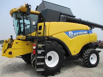 Main image New Holland CR6090
