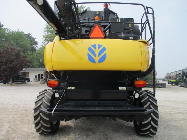 Main image New Holland CR6090 8