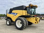 Thumbnail image New Holland CR7090 1