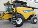 2013 New Holland CR8080 Image
