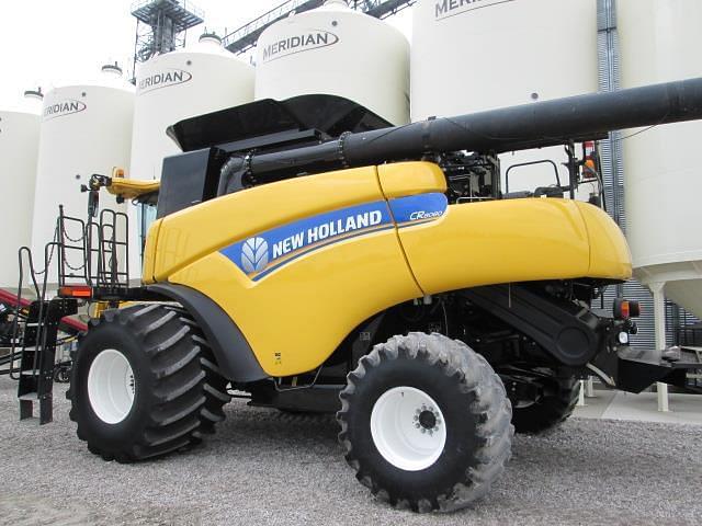 Image of New Holland CR8080 equipment image 4