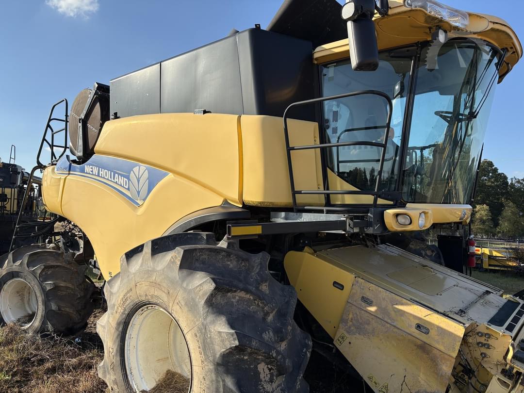 Image of New Holland CR8090 Primary image