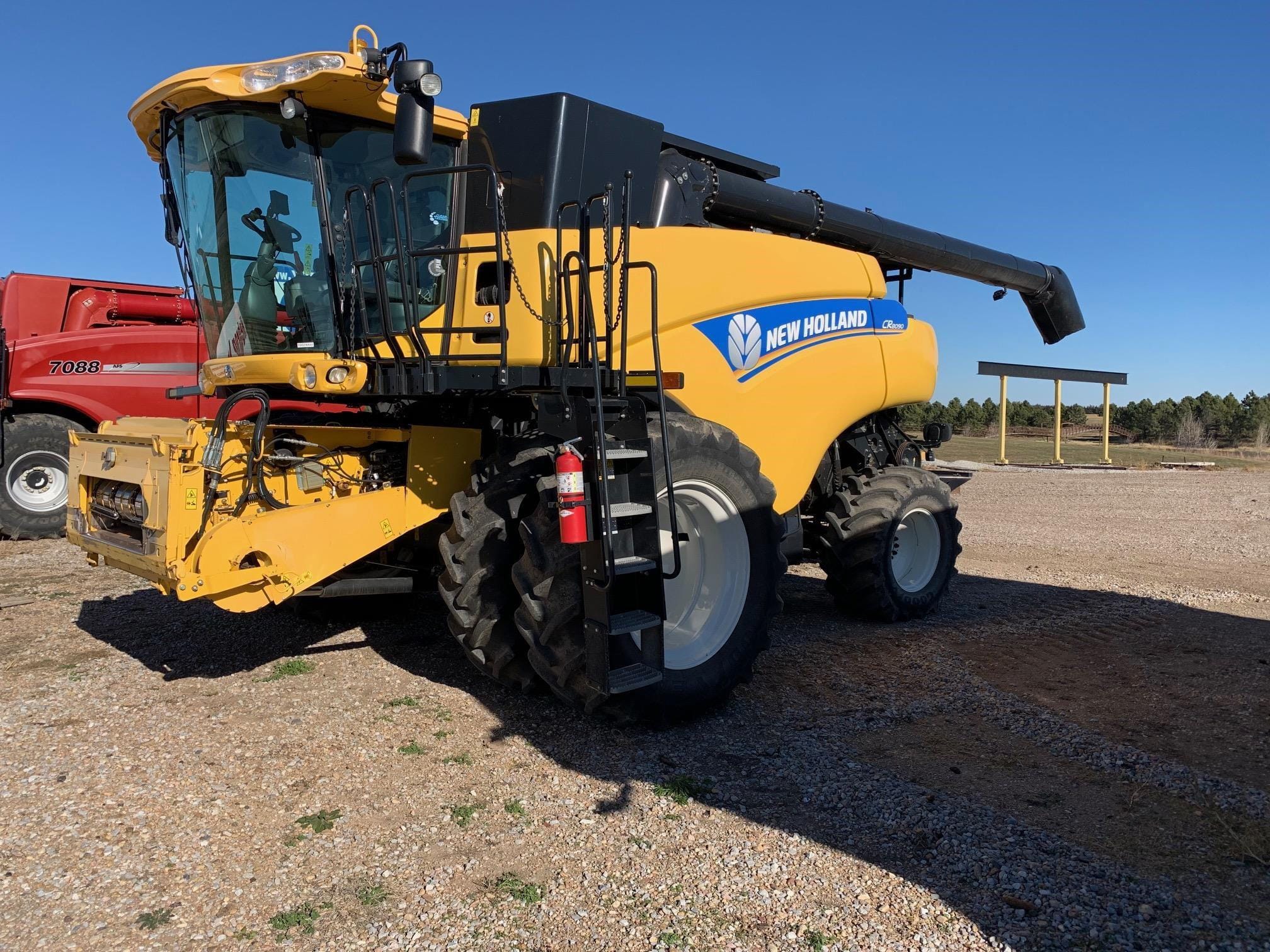 Main image New Holland CR8090