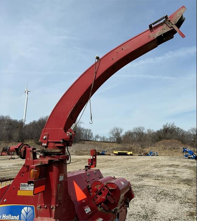 Image of New Holland FP240 equipment image 4