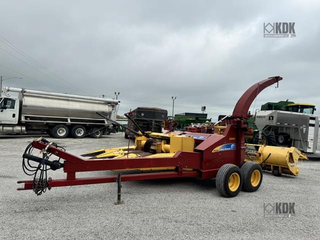 Image of New Holland FP240 equipment image 1
