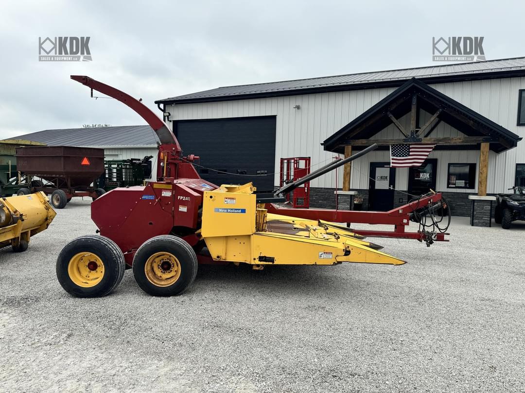 Image of New Holland FP240 Primary image