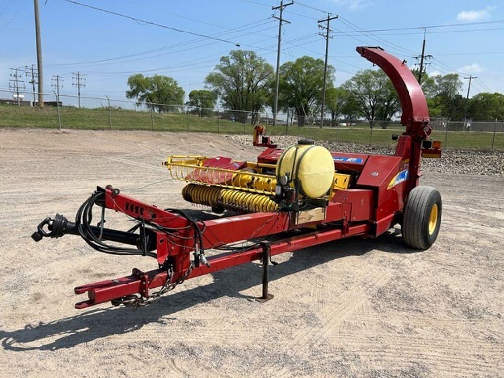 Image of New Holland FP240 Primary image