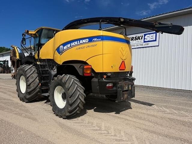 Image of New Holland FR600 equipment image 4