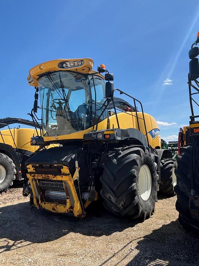 Image of New Holland FR600 equipment image 1