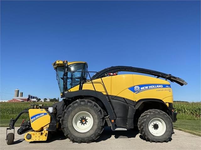 Image of New Holland FR600 equipment image 1