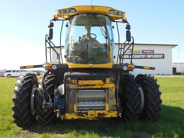 Image of New Holland FR850 equipment image 1