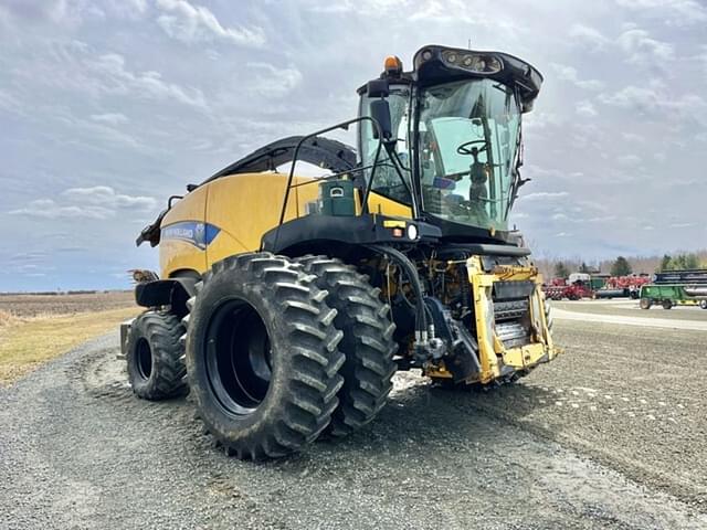 Image of New Holland FR850 equipment image 1