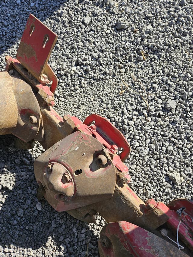 Image of New Holland H6750 equipment image 3