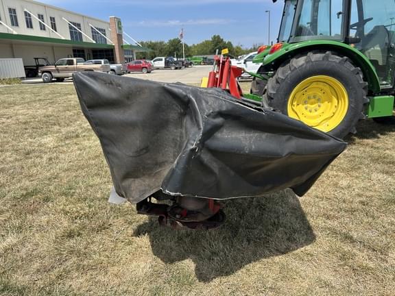 Image of New Holland H6750 equipment image 3