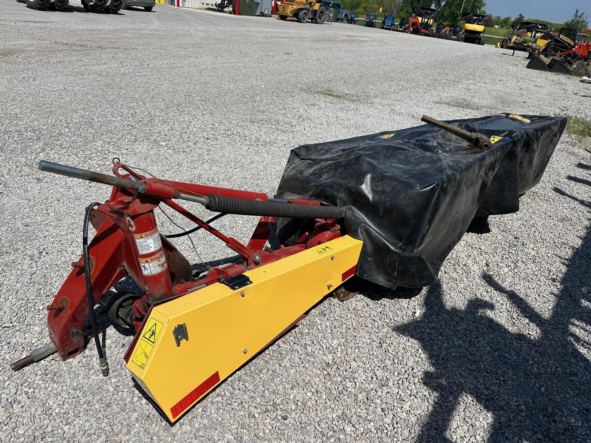 2013 New Holland H6750 Equipment Image0