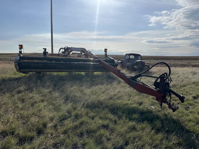 Image of New Holland H7150 equipment image 4