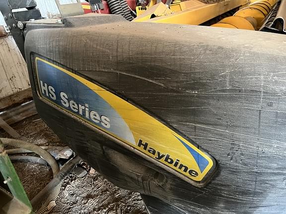 Image of New Holland H7150 equipment image 4