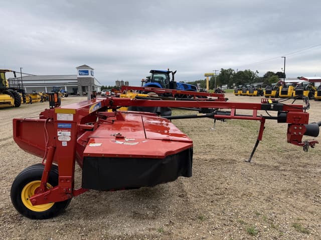 Image of New Holland H7230 equipment image 3