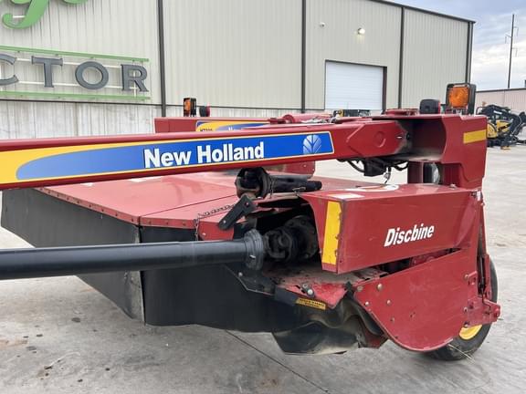 Image of New Holland H7230 equipment image 1