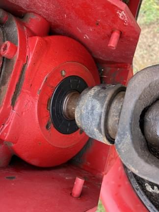 Image of New Holland H7230 equipment image 4