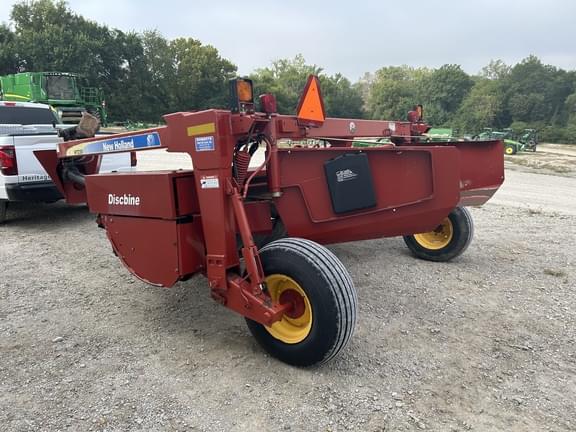 Image of New Holland H7230 equipment image 4