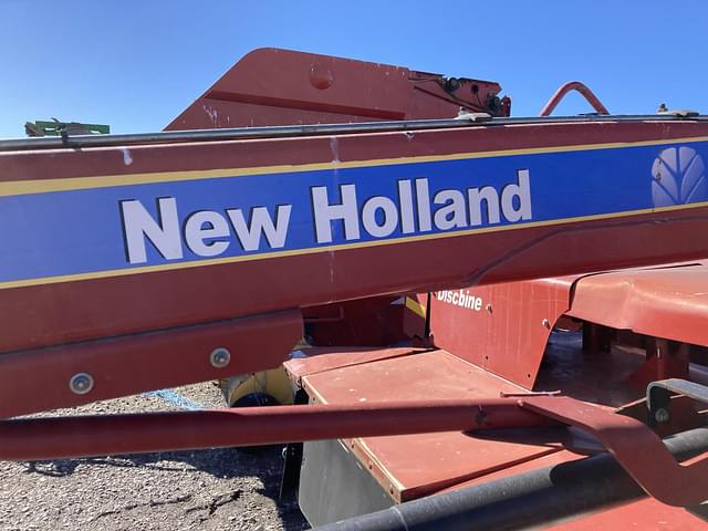 Image of New Holland H7450 equipment image 2