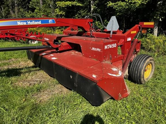 Image of New Holland H7450 Primary image