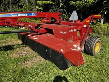 Main image New Holland H7450