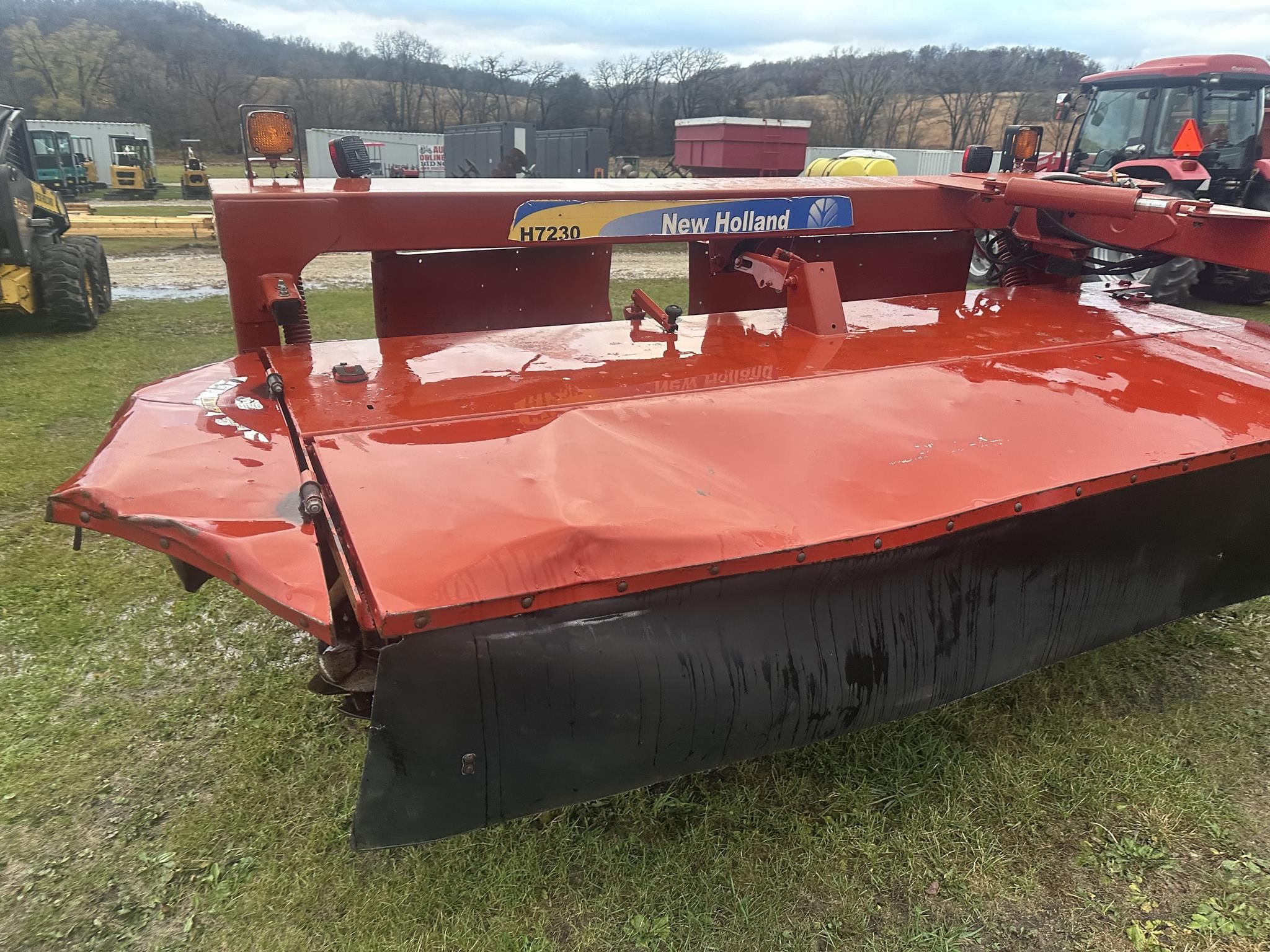 Main image New Holland H7230