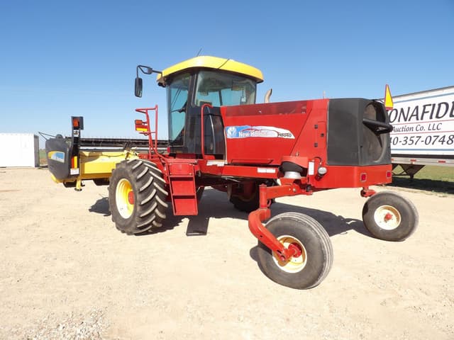Image of New Holland H8040 equipment image 3