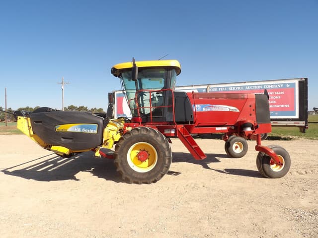 Image of New Holland H8040 equipment image 2
