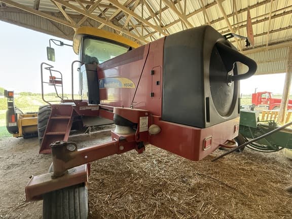 Image of New Holland H8040 equipment image 3