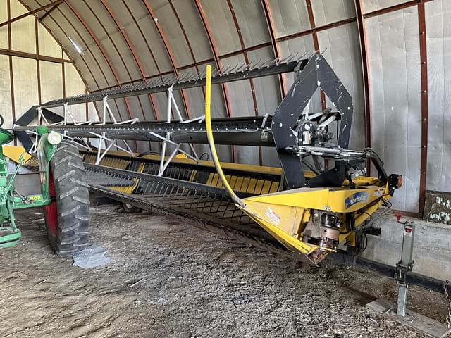 Image of New Holland H8040 equipment image 4