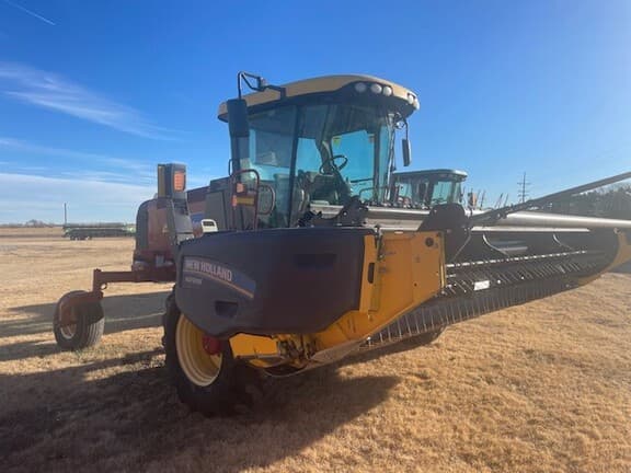 Image of New Holland H8040 equipment image 1