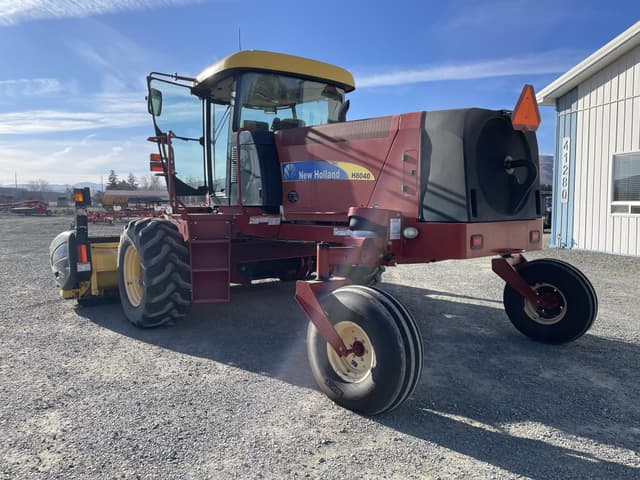Image of New Holland H8040 equipment image 1