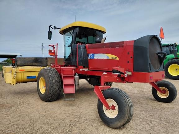 Image of New Holland H8080 equipment image 2